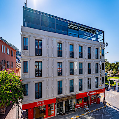 Reis Royal Hotel